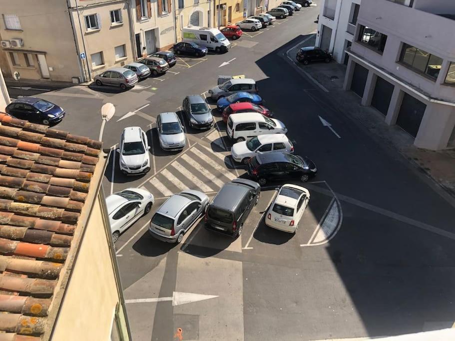 Location De Chambres, Sejour Pres Des Grands Buffets Narbonne 纳博讷 外观 照片